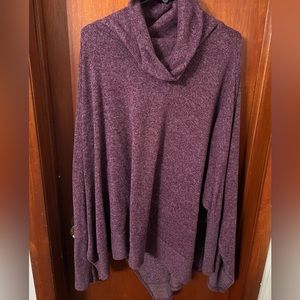 Zenana Scoop Turtleneck/Cowl in Purple. Size: 1X. Good condition.